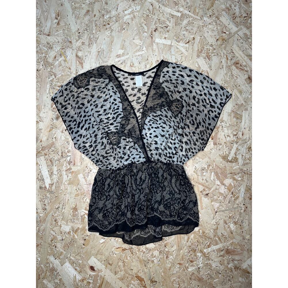 Unit USA Women's Sleeveless Animal Print Blouse Sz M